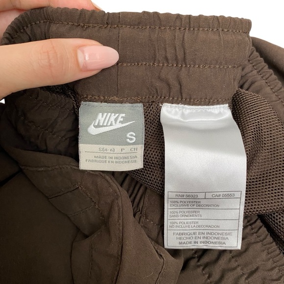 Nike 90's Vintage Brown Straight Leg Track Pants Size Small - Picture 10 of 11